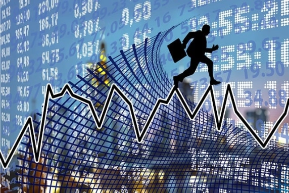 赶紧收着！期货在线喊单(解析、风险与合规性)_http://oudox.cn_国际期货直播室_第1张
